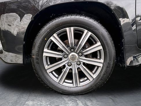 Used 2017 Lexus LX 570 4WD image 34