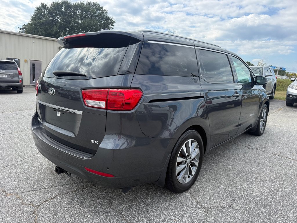 Used 2016 Kia Sedona SX FWD image 7