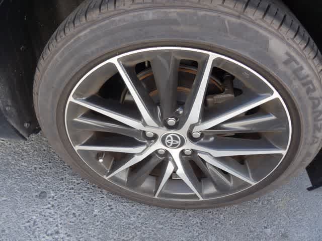 Used 2023 Toyota Camry SE FWD image 12