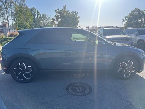 Certified 2024 Hyundai Ioniq 5 SE RWD image 7