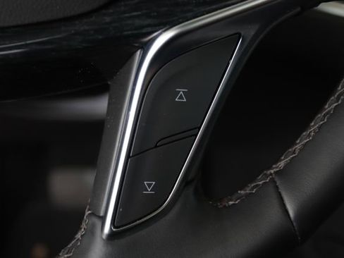 Certified 2025 Cadillac XT5 Premium Luxury image 16