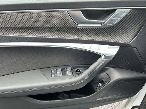 Used 2024 Audi RS 7 Performance image 14