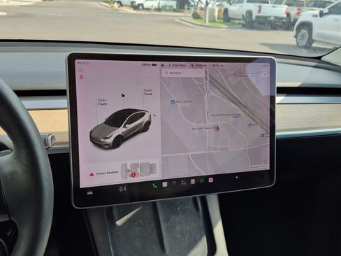 Used 2021 Tesla Model Y Long Range AWD/4WD image 23