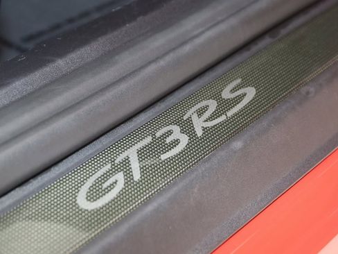 Used 2019 Porsche 911 GT3 RS image 15