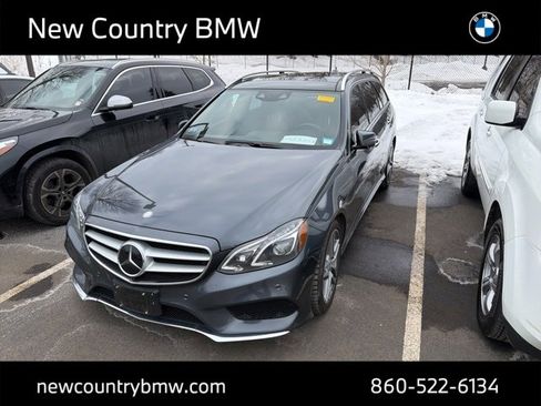 Used 2015 Mercedes-Benz E 350 4MATIC Wagon image 3