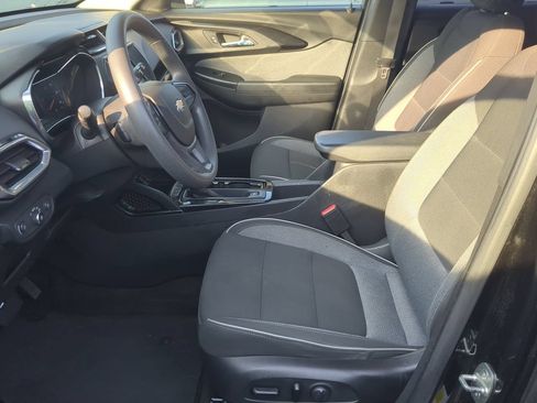 Used 2022 Chevrolet TrailBlazer LT FWD image 20