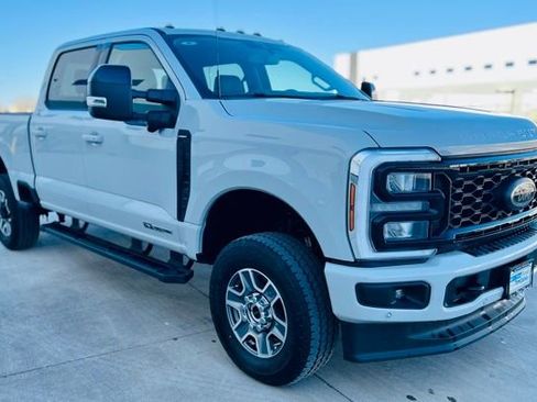 New 2025 Ford F350 Lariat w/ Lariat Ultimate Package image 4