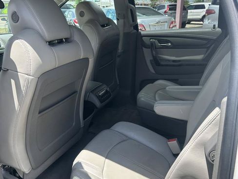 Used 2013 GMC Acadia SLT FWD image 5