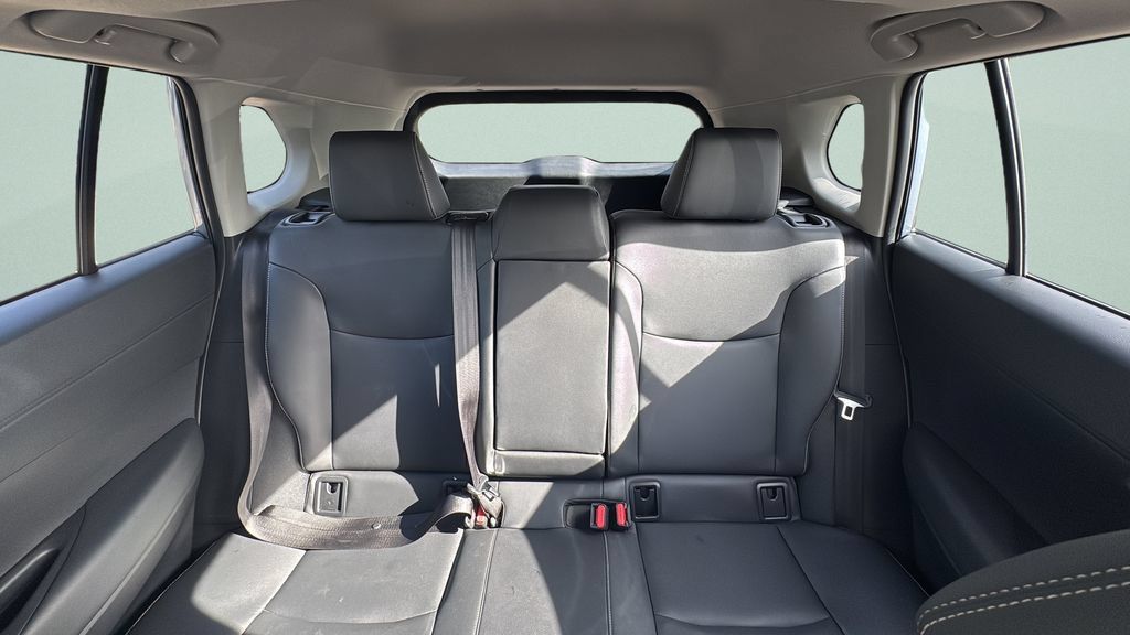 Used 2023 Toyota Corolla Cross XLE w/ Convenience Package FWD image 13