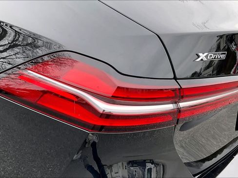 Used 2024 BMW 540i xDrive w/ Executive Package AWD/4WD image 29