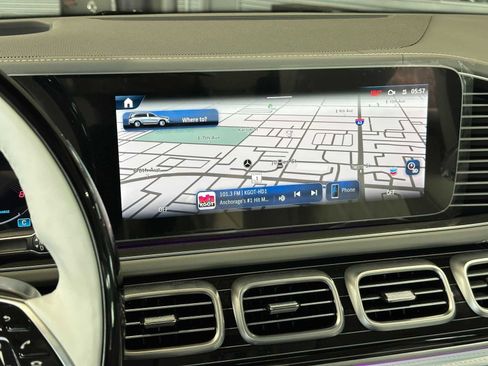 New 2025 Mercedes-Benz Maybach GLS 600 4MATIC image 32