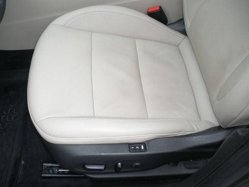 Used 2019 Buick Regal Essence w/ Driver Confidence Package I AWD/4WD image 29