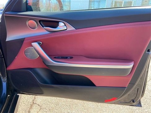 Used 2021 Kia Stinger GT1 image 27