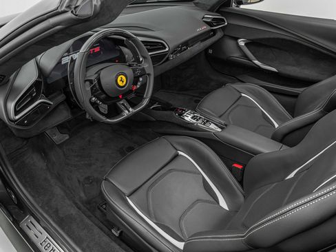 Certified 2025 Ferrari 296 GTS image 34