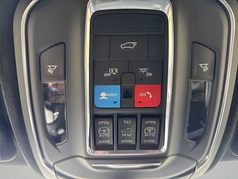 New 2025 Jeep Grand Cherokee Limited 4xe image 46