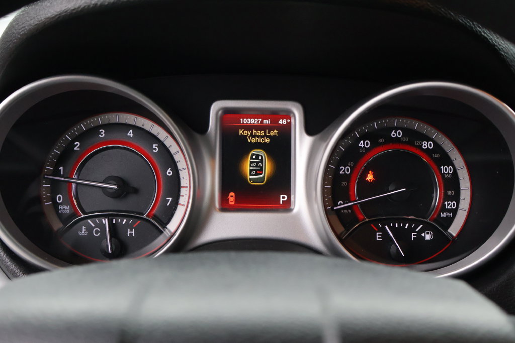 Used 2018 Dodge Journey SXT FWD image 22