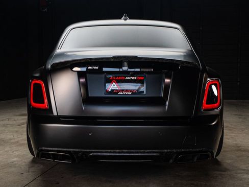 Used 2024 Rolls-Royce Phantom Sedan RWD image 33