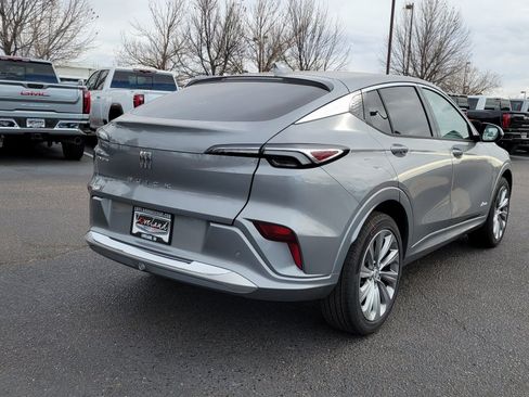New 2026 Buick Envista Avenir image 3