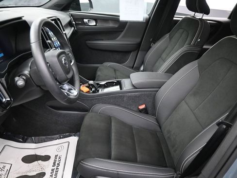 Used 2023 Volvo C40 P8 Recharge Ultimate AWD/4WD image 26