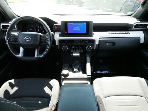 Certified 2024 Toyota Tacoma TRD Off-Road AWD/4WD image 10