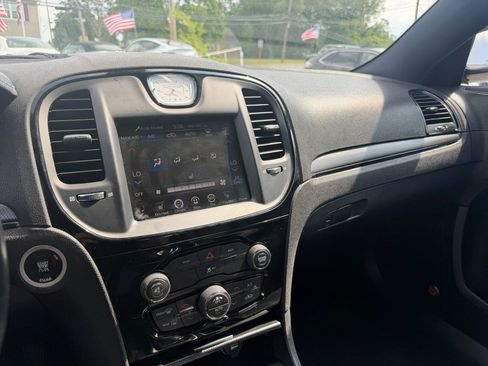 Used 2015 Chrysler 300 S AWD/4WD image 13