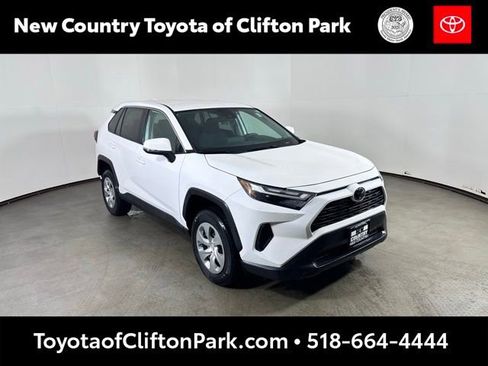 Used 2023 Toyota RAV4 LE AWD/4WD image 1