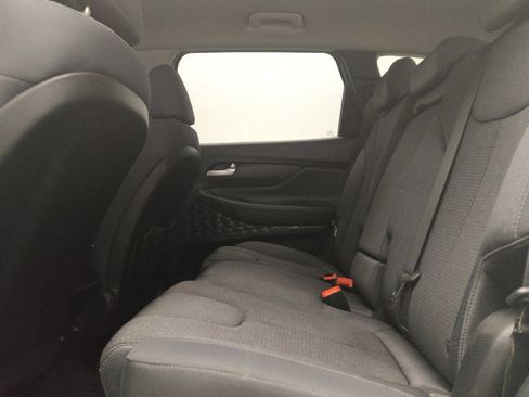 Used 2019 Hyundai Santa Fe SEL FWD image 18