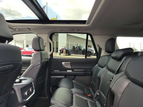 Certified 2025 Ford Expedition Max Platinum AWD/4WD image 14