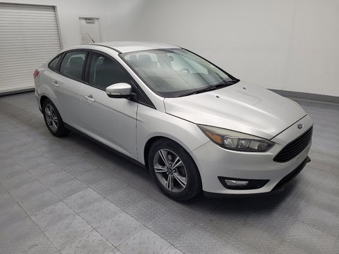 Used 2017 Ford Focus SE FWD image 11