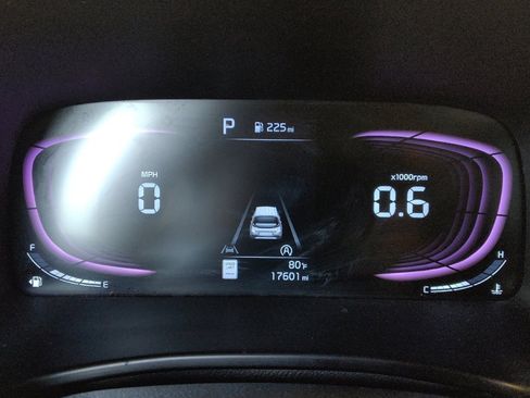 Used 2025 Kia Soul EX image 23