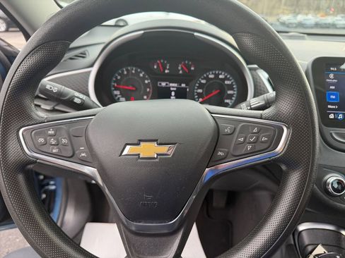 Used 2024 Chevrolet Malibu LT FWD image 15