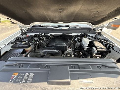 Used 2019 Chevrolet Silverado 2500 LT AWD/4WD image 21