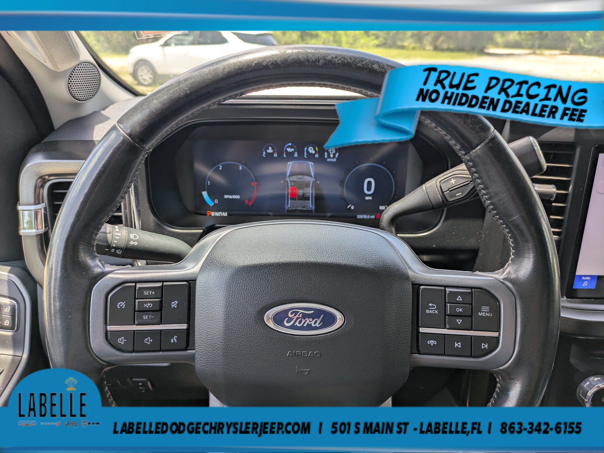 Used 2023 Ford F250 Lariat w/ Black Appearance Package AWD/4WD image 23