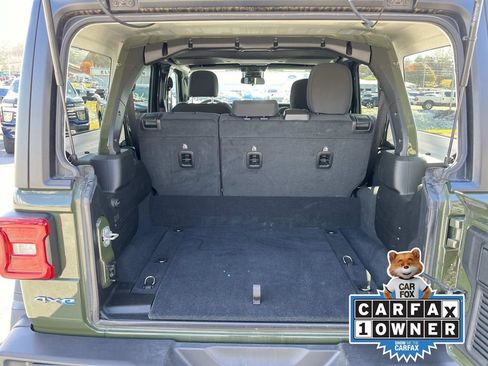 Used 2024 Jeep Wrangler Unlimited Rubicon 4xe image 17