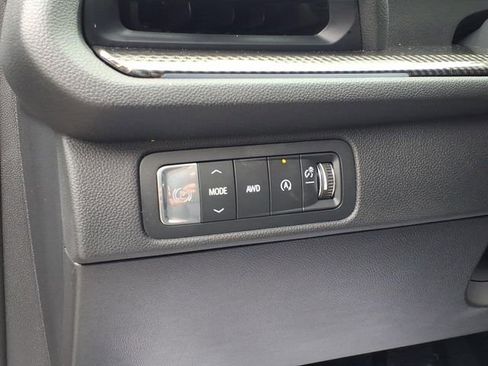 Used 2026 Chevrolet Traverse High Country w/ LPO, Floor Liner Package AWD/4WD image 19
