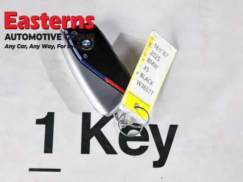 Used 2025 BMW X5 xDrive40i w/ M Sport Package AWD/4WD image 26