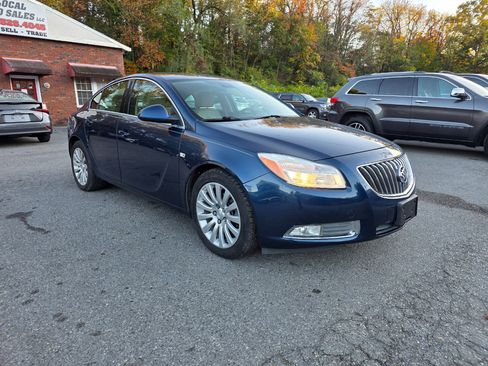 Used 2011 Buick Regal CXL w/ RL3 Preferred Equipment Group image 3