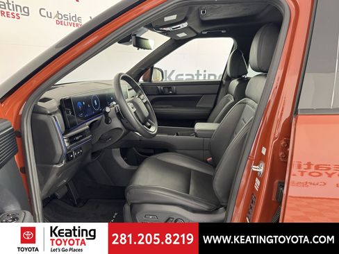 Used 2025 Hyundai Santa Fe Calligraphy FWD image 14