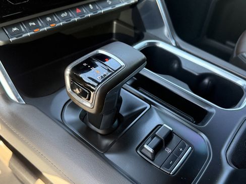 Used 2025 GMC Sierra 1500 Denali w/ Denali Reserve Package image 12