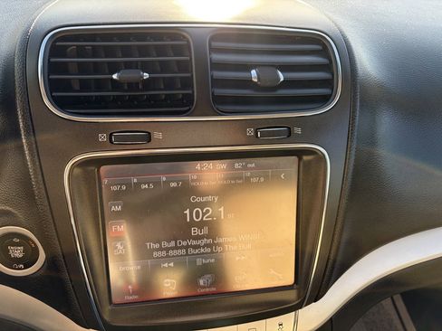 Used 2017 Dodge Journey SXT w/ Safe & Sound Group image 12