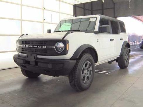 Used 2025 Ford Bronco Big Bend image 3