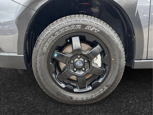 Used 2025 Subaru Outback Wilderness AWD/4WD image 13