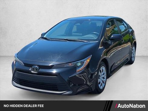 Used 2024 Toyota Corolla LE FWD image 1