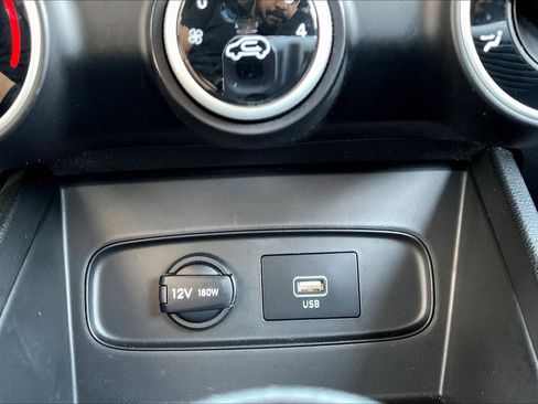 Used 2021 Hyundai Venue SE w/ Cargo Package image 17