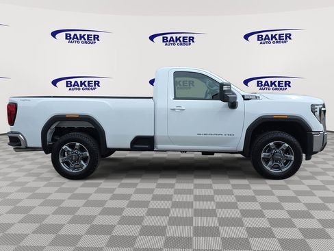 New 2026 GMC Sierra 2500 SLE AWD/4WD image 4