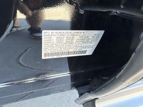 Used 2024 Acura MDX SH-AWD w/ Advance Package image 47