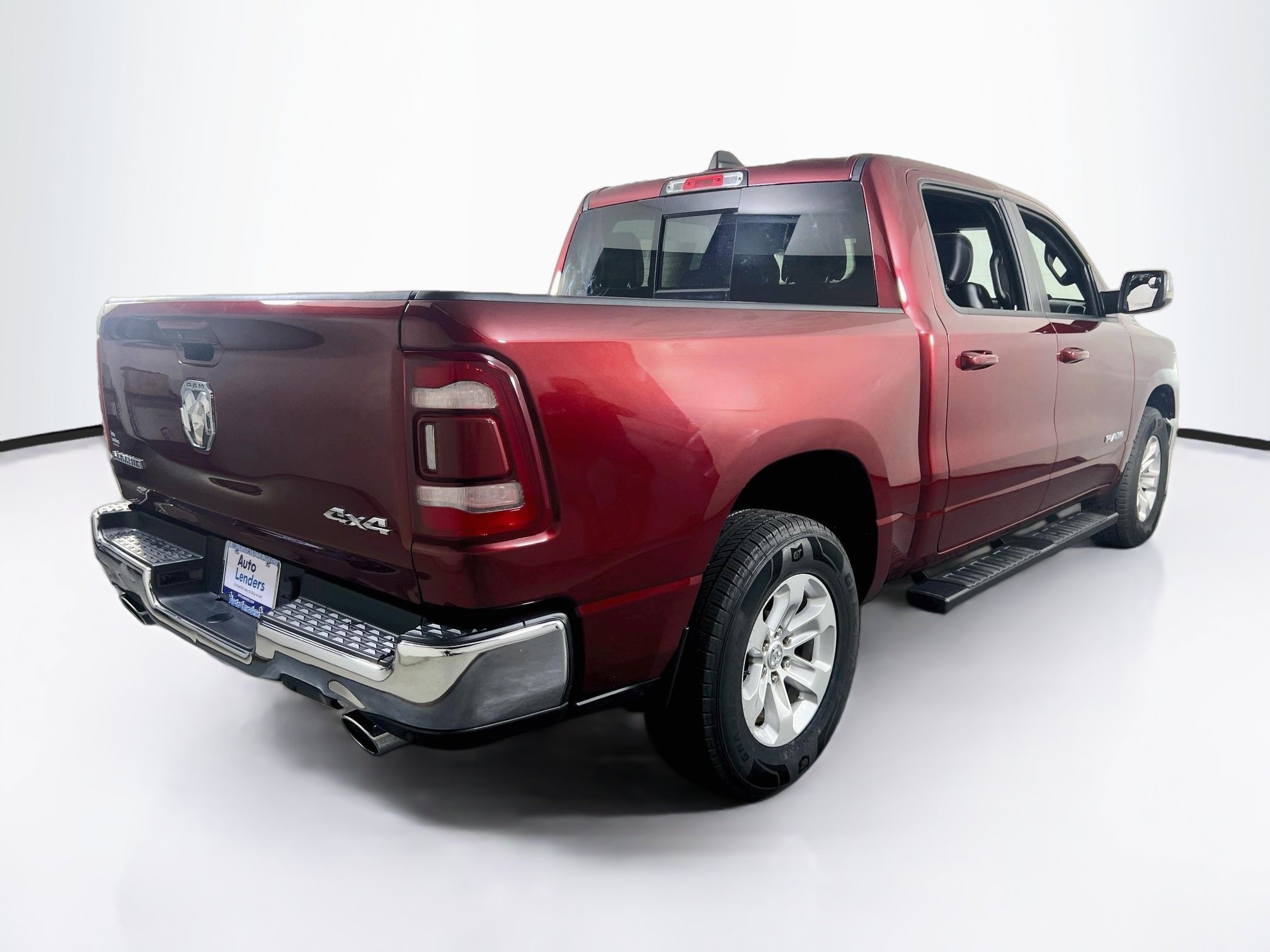 Used 2023 RAM 1500 Laramie AWD/4WD image 5