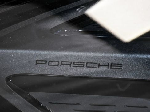 Used 2024 Porsche Cayenne AWD/4WD image 69