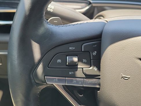 Used 2021 Cadillac Escalade Sport RWD image 27