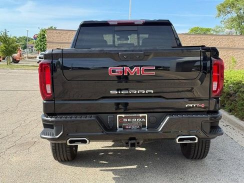 Used 2023 GMC Sierra 1500 AT4 w/ AT4 Preferred Package AWD/4WD image 4